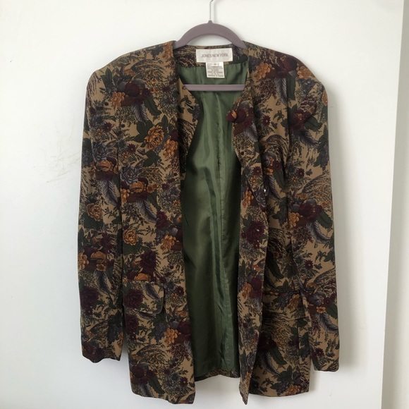 Vintage Floral Blazer - Picture 2 of 3